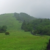 霧降高原から望む小丸山