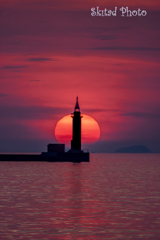 湾の夕陽