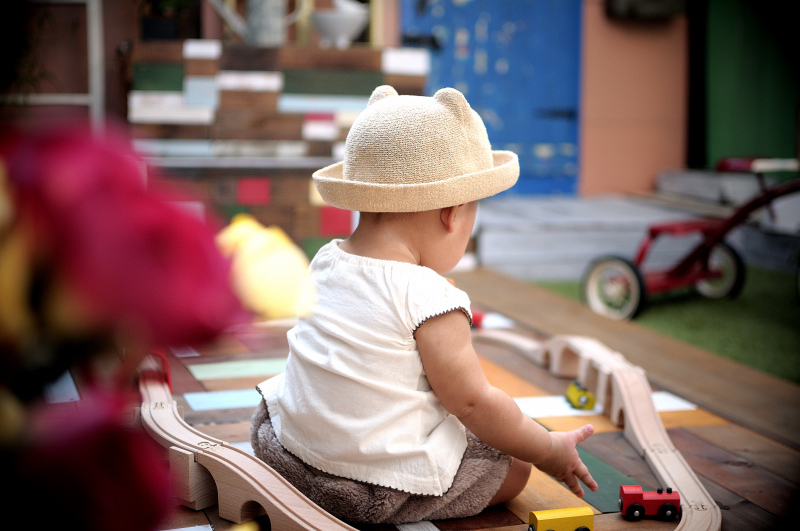 背中も可愛い。　天使の羽が見える？