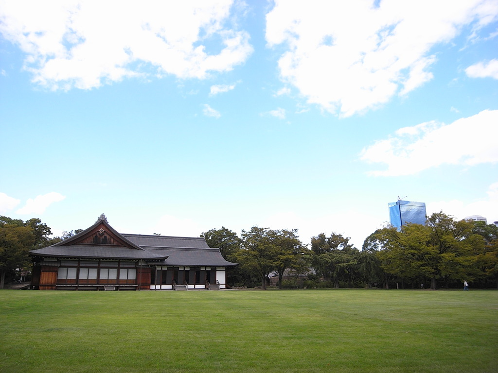 西の丸庭園にて