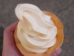 粟おこしソフトクリーム