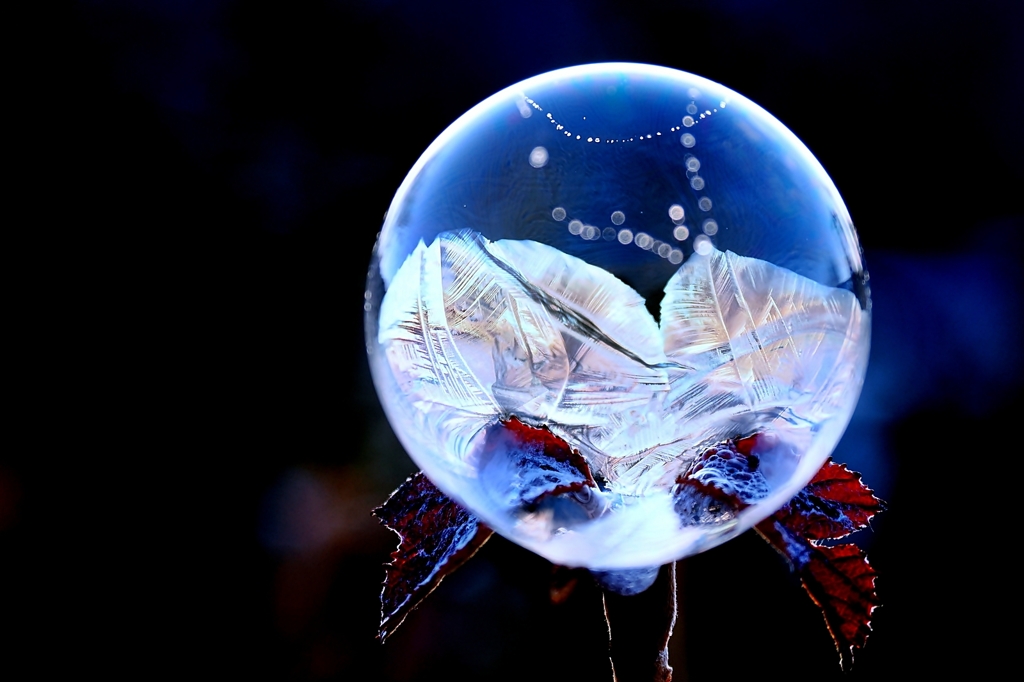 Frozen Soap Bubble -a-