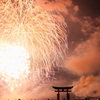 宮島水中花火～大鳥居を照らす