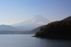 本栖湖からの富士山