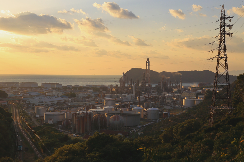 夕焼け染まる・・・