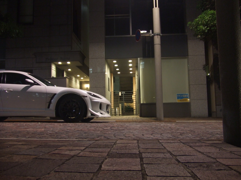 愛車　汐留にて