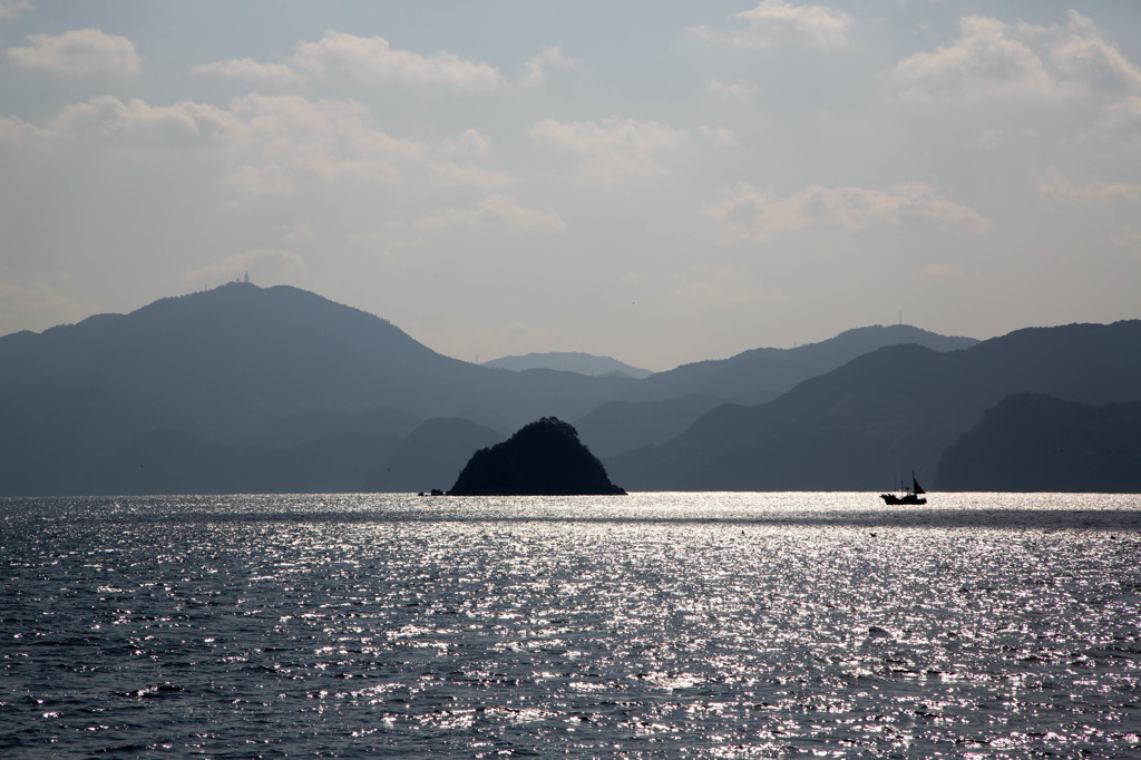 旅の記憶（10） ひょっこりシルエットな