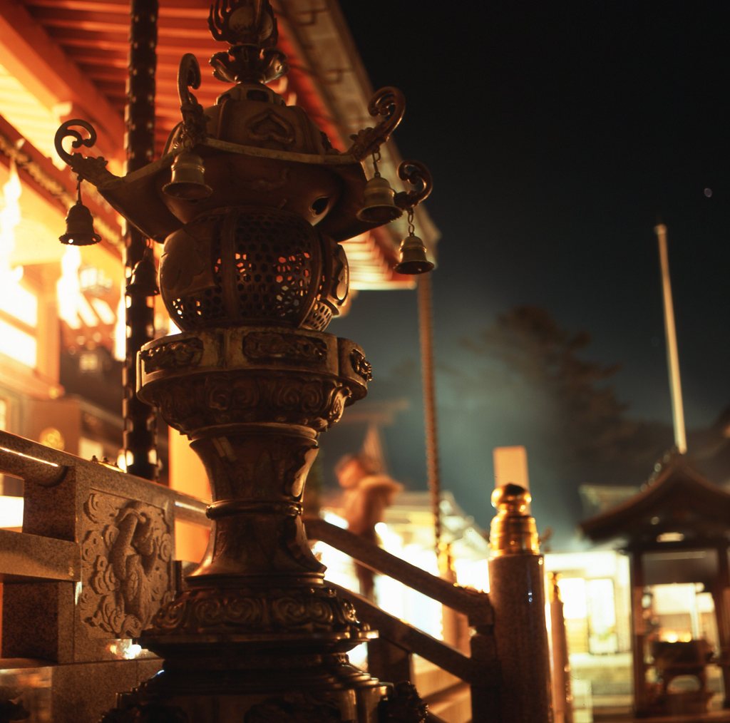 夜の灯。