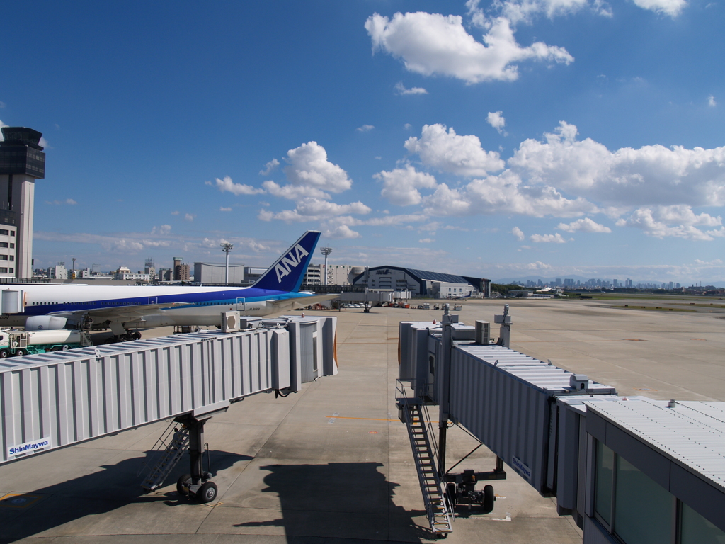 伊丹空港での風景〜アームが〜