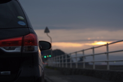 桂浜に止まる不審車