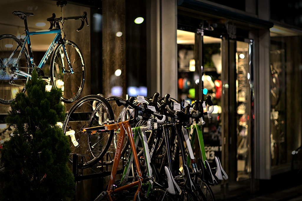 BicycleDancingNight