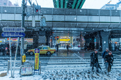 ある雪の日の秋葉原(昭和通り)