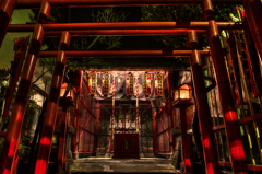 白笹稲荷神社　夜の輝き