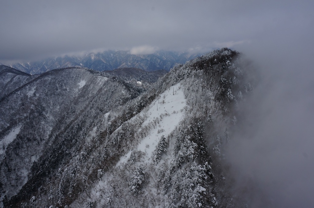 八紘嶺