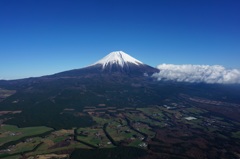 晩秋の富士山　本格冠雪