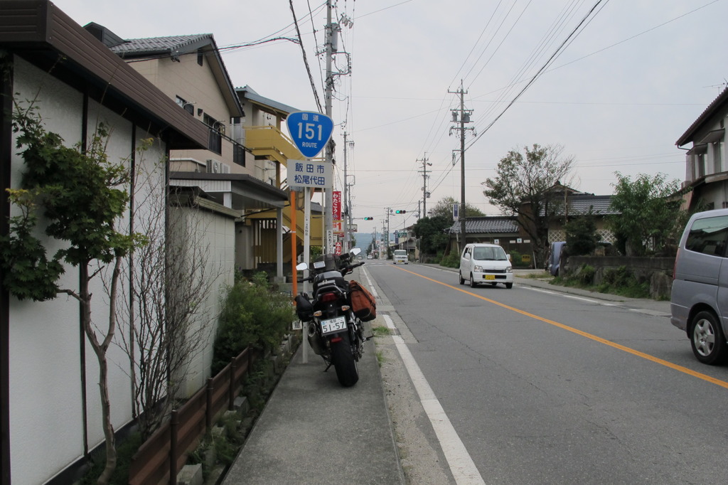 R151