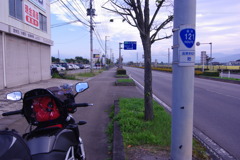 R121