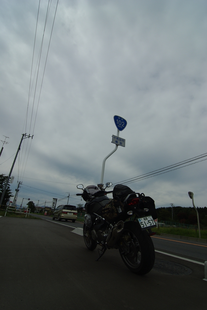 R102
