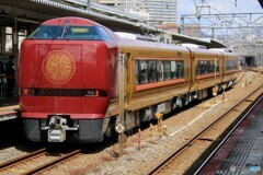 特急「まほろば」安寧編成