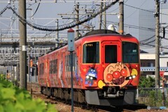朝の備前西市駅前3