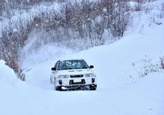 始まりはいつも雪