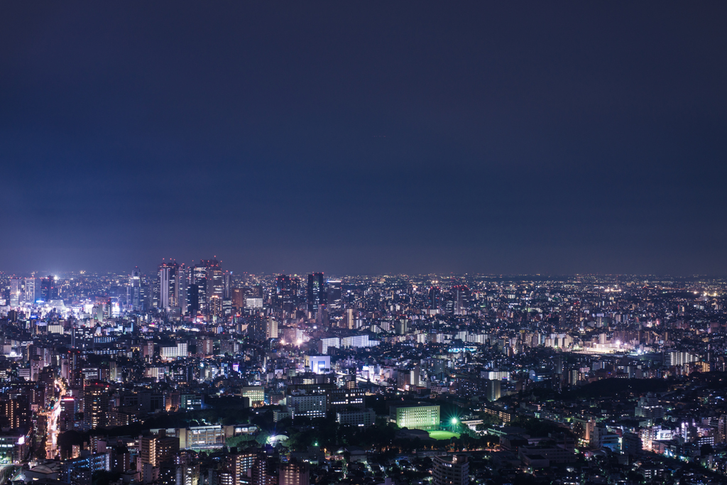 tokyo night scene