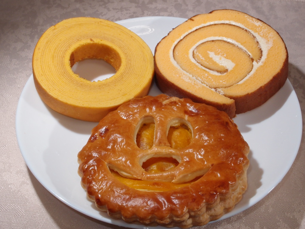 パンプキンパイ・かぼちゃのバームクーヘン・かぼちゃのロールケーキ
