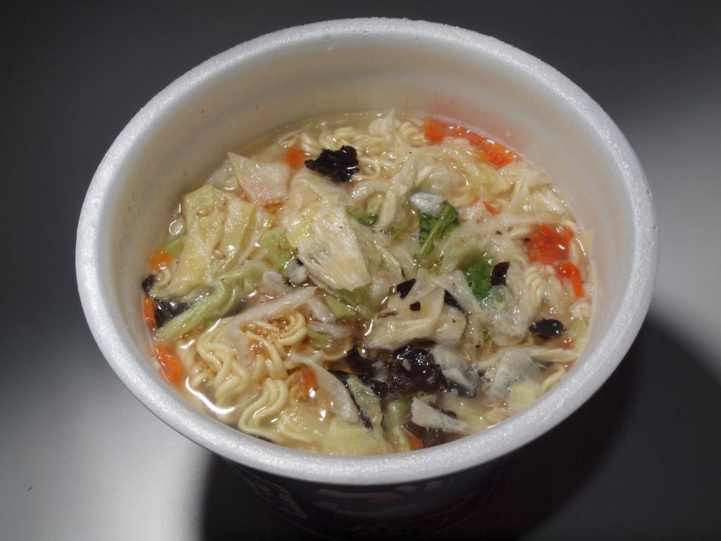 ごつ盛り　野菜塩ラーメン