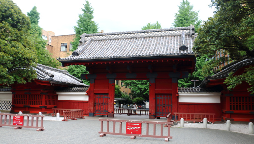 東京大学 赤門