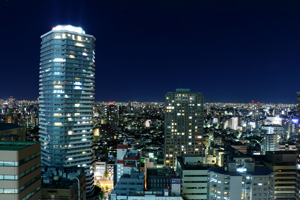 池袋の夜 