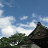 しろ