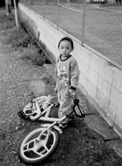 近所の子供です。