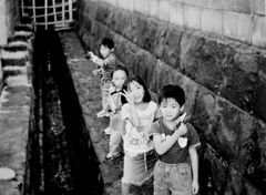 仲良しの子供たち