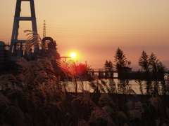 閘門と夕日・その四