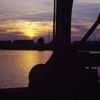 石炭積込み機と夕日