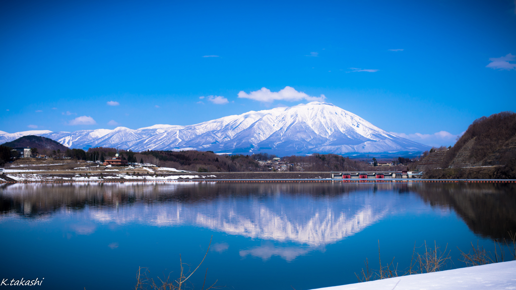 岩手山のシンメトリー