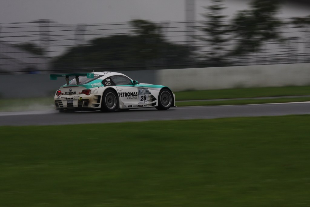 雨のサーキット_009