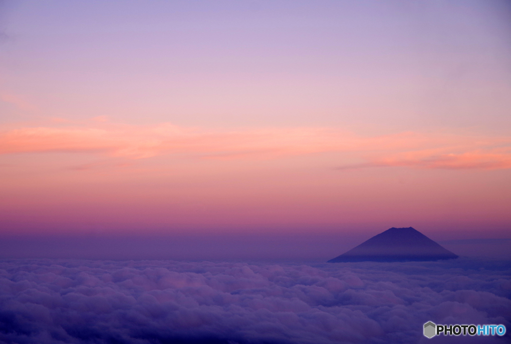 雲海に浮かぶ富士　IMGP0340