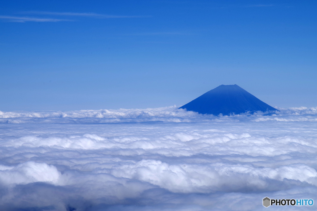 雲海に浮かぶ富士　IMGP0215