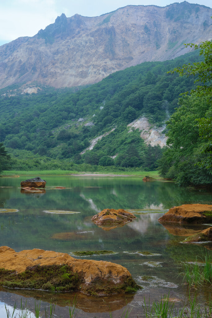 五色沼 II.