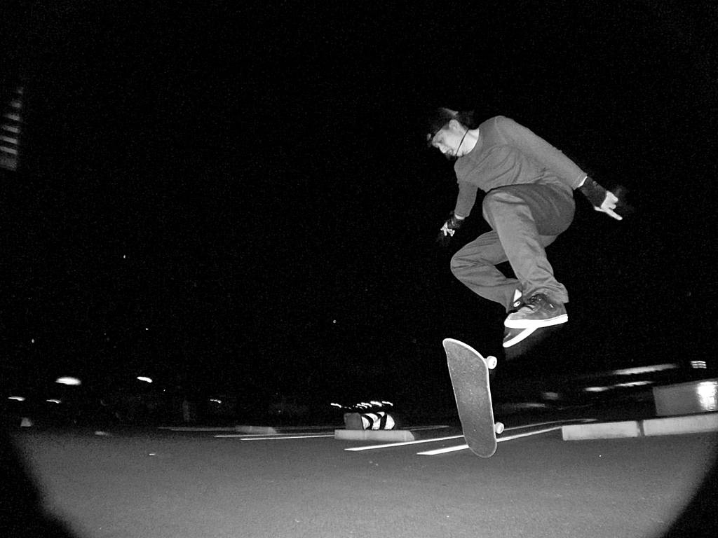 b/s kick flip