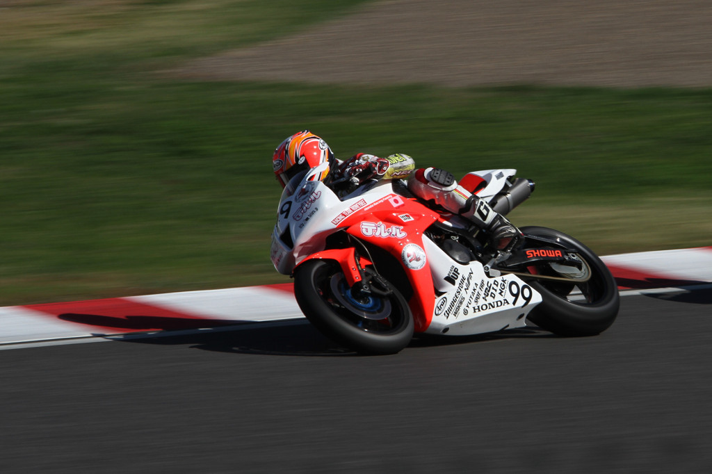 MFJ SUPERBIKE 2011 SUZUKA