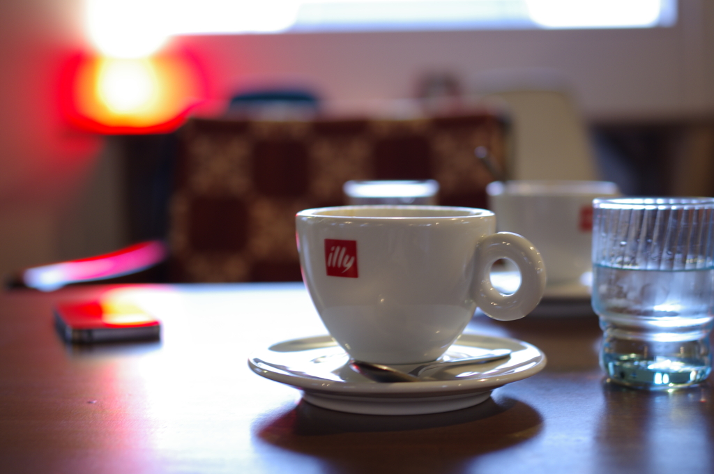 お茶でも