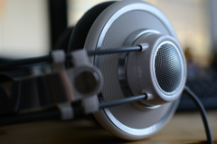 AKG K701
