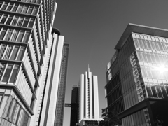 HIGH-TECH STREET