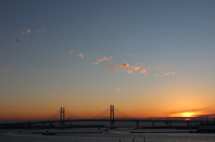 大さん橋からのベイブリッジ