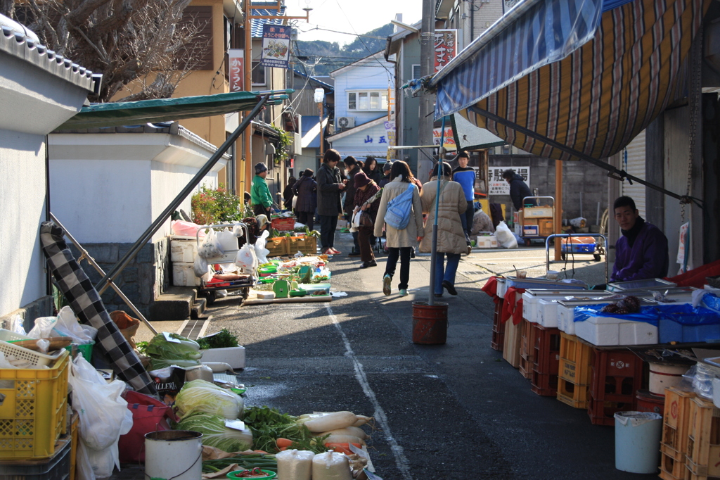 勝浦朝市_1