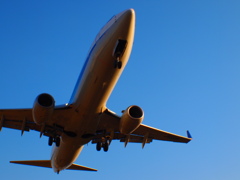 大阪空港　滑走路下