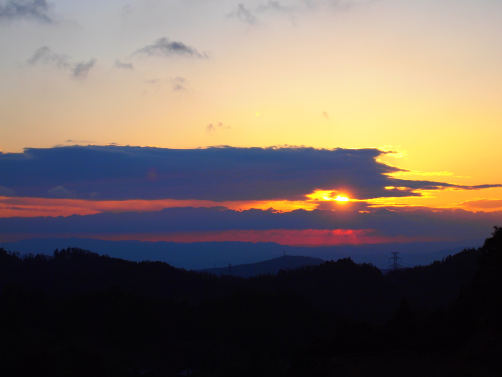 凍てつく朝の昇陽