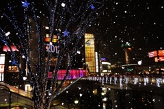 雪降る立川